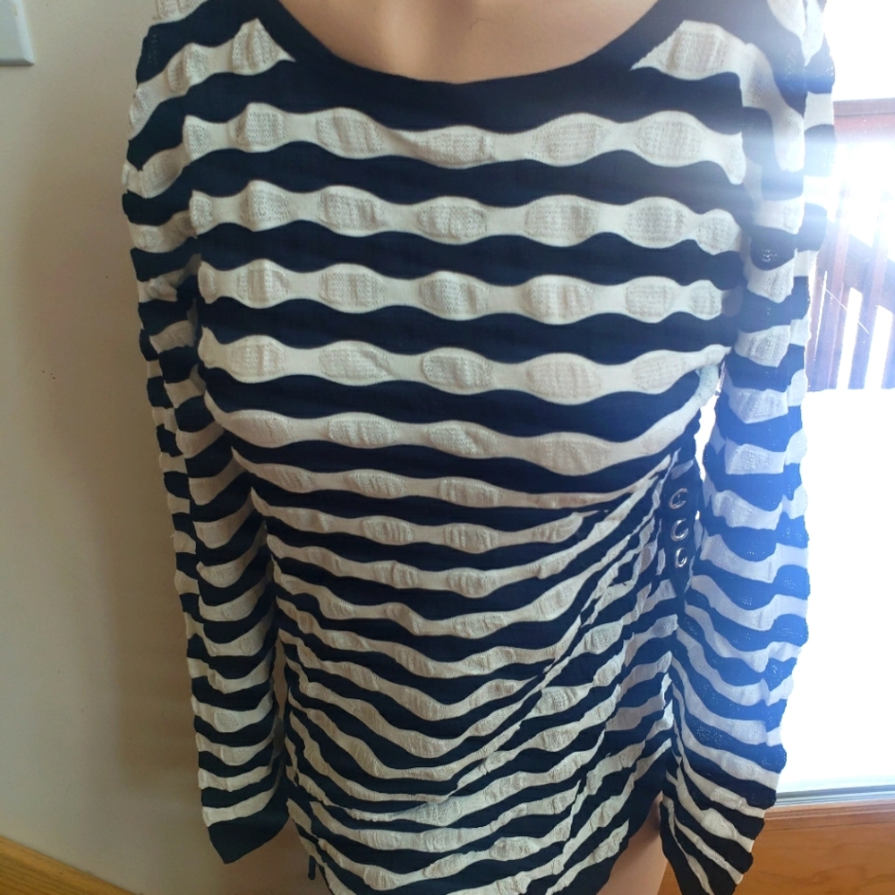 Long sleeve top